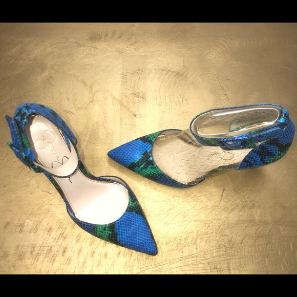 JESSICA SIMPSON COMBO BUCKLE HEELS - Picture 3 of 8